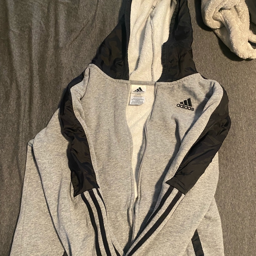 zip up sweatshirt kids xl